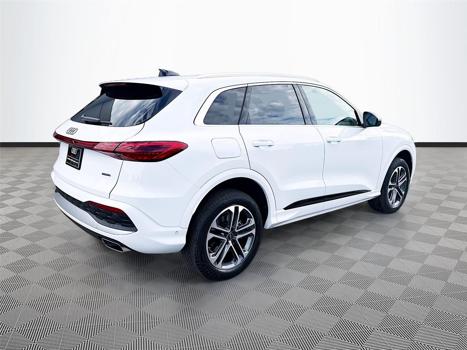 2026 Audi Q5 Premium
