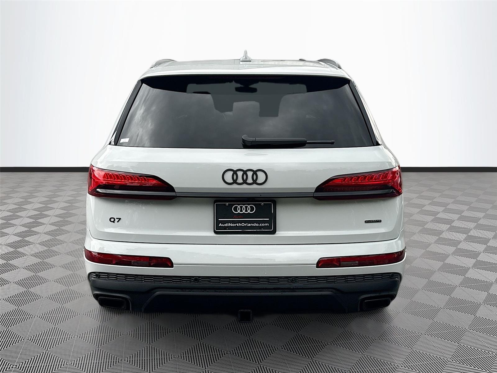 2025 Audi Q7 Premium Plus