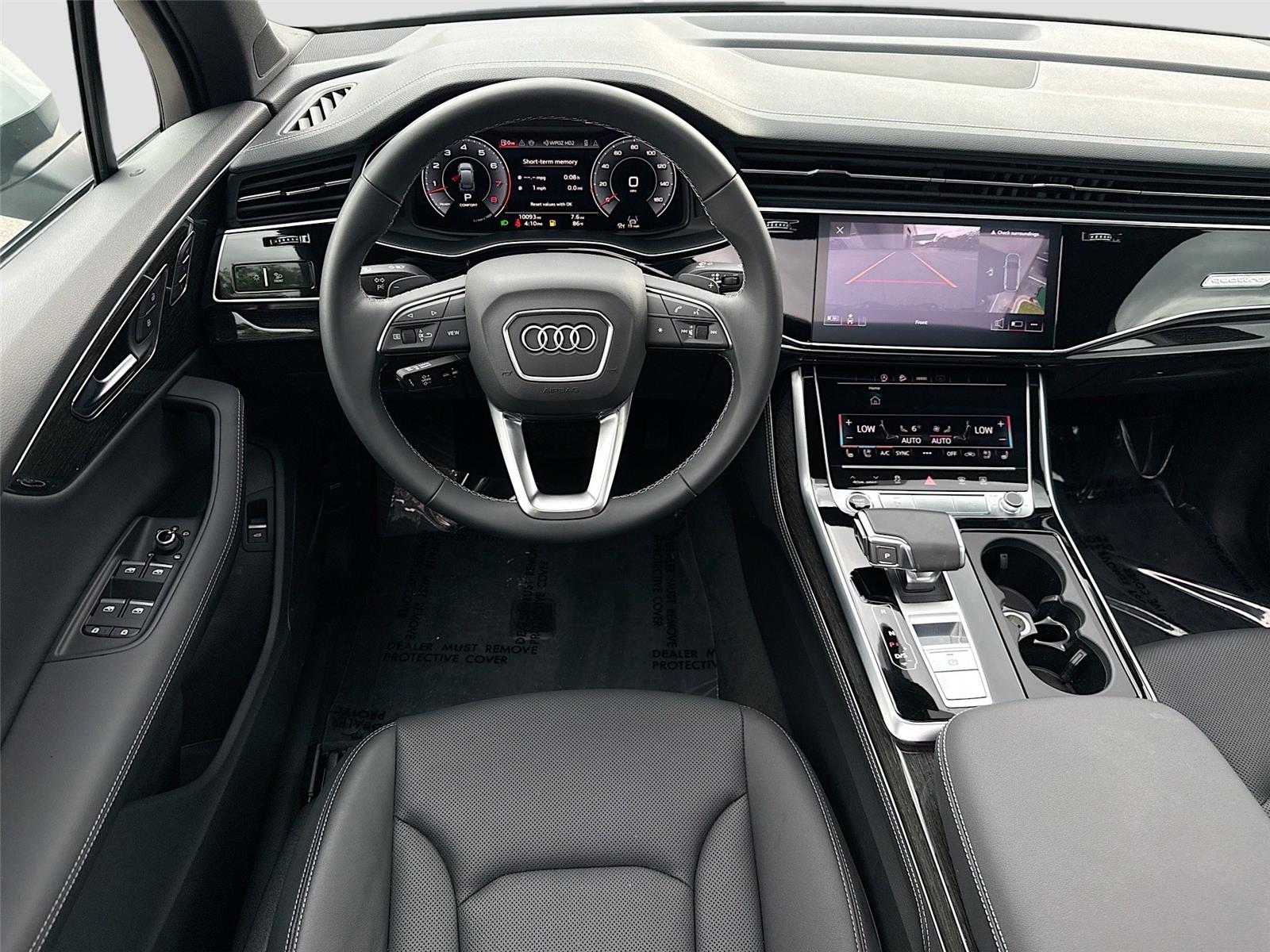 2025 Audi Q7 Premium Plus