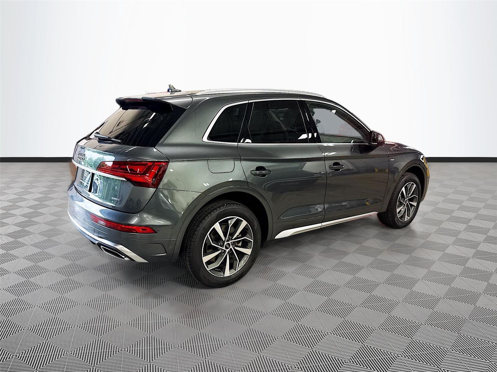 2023 Audi Q5 S line Premium Plus
