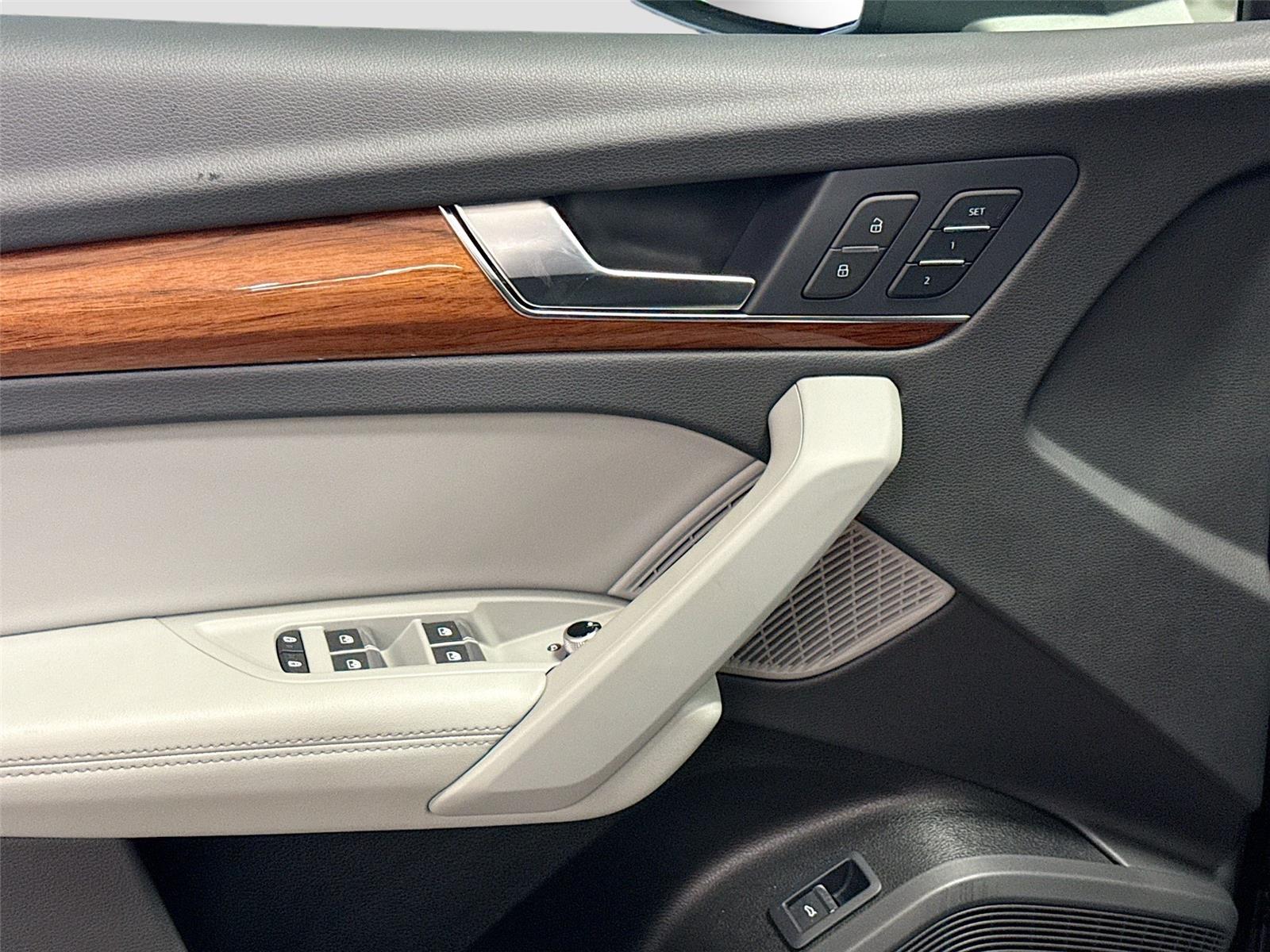 2023 Audi Q5 S line Premium Plus