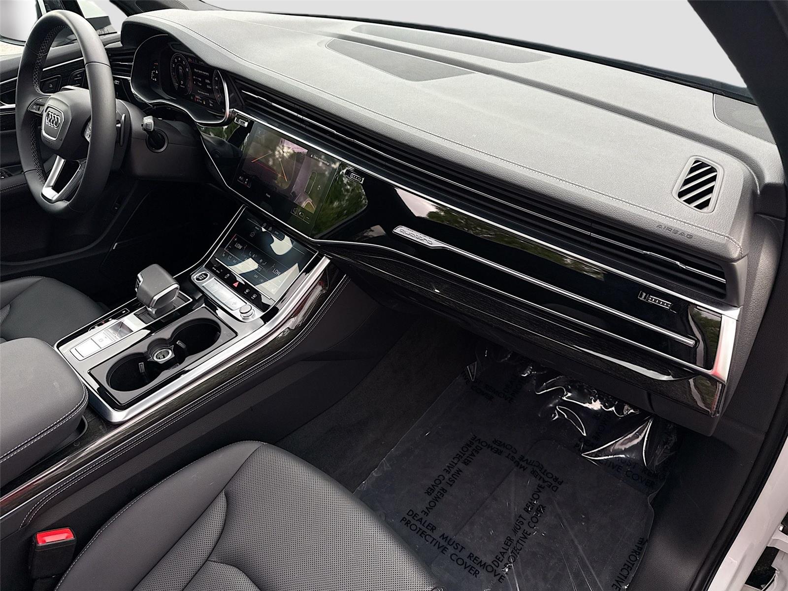 2025 Audi Q7 Premium Plus