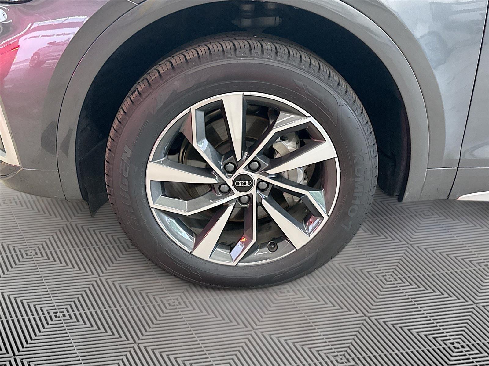 2023 Audi Q5 S line Premium Plus