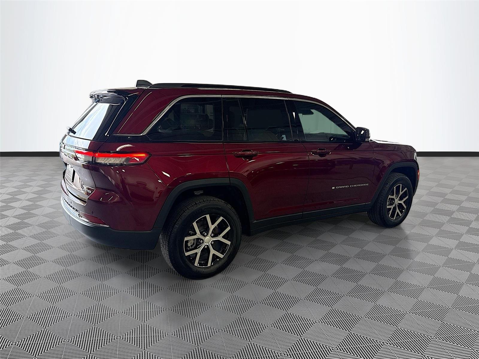 2025 Jeep Grand Cherokee Limited