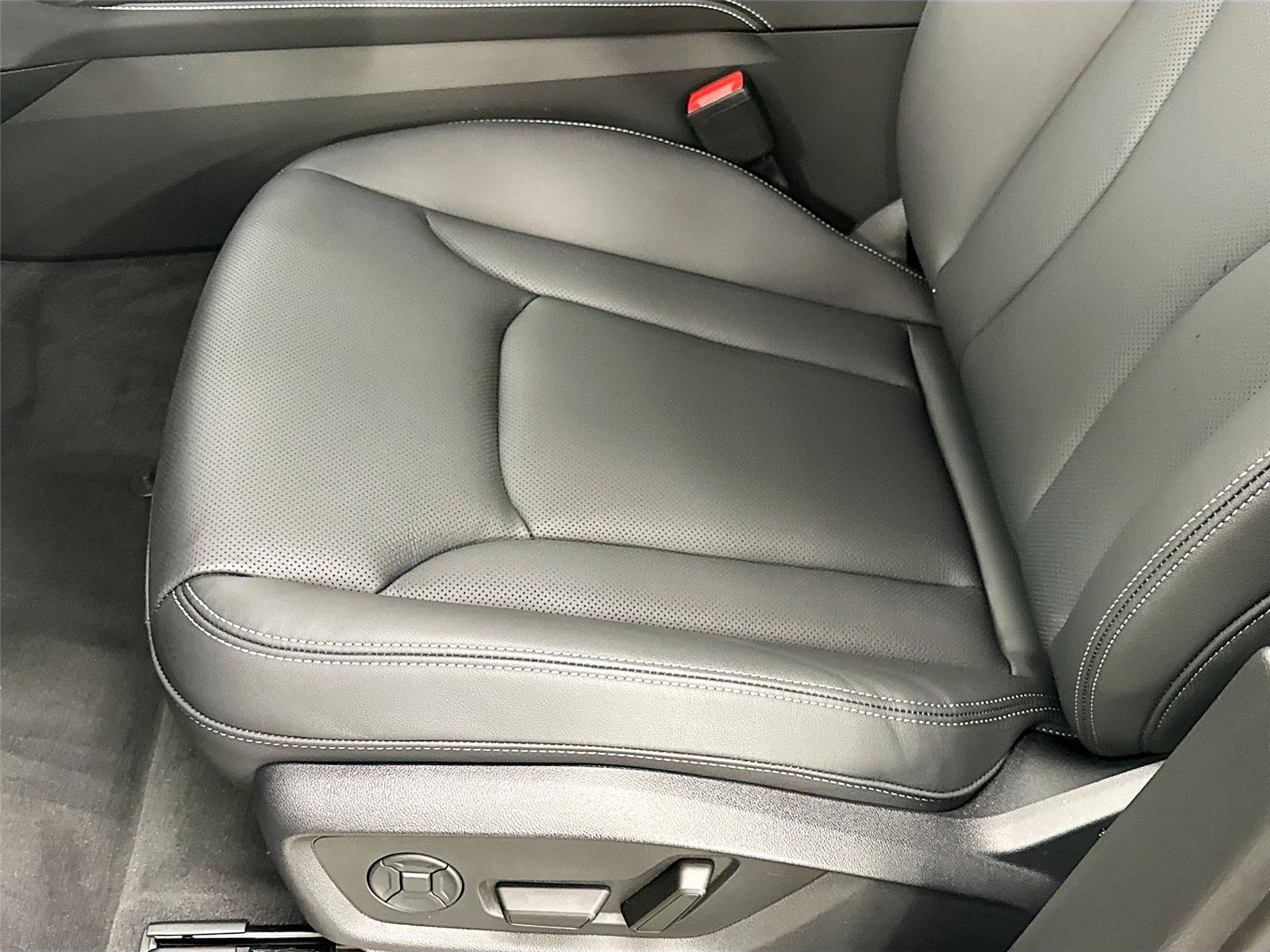 2026 Audi Q7 Premium Plus