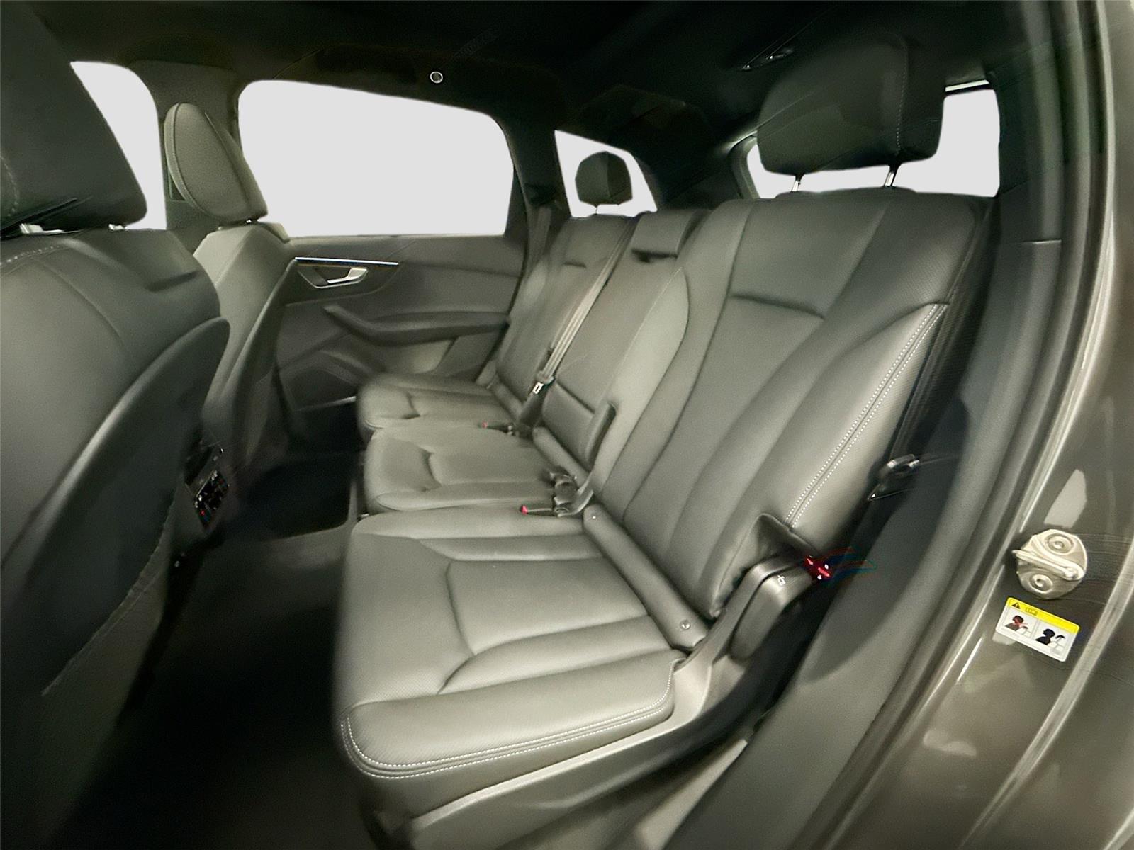 2026 Audi Q7 Premium Plus