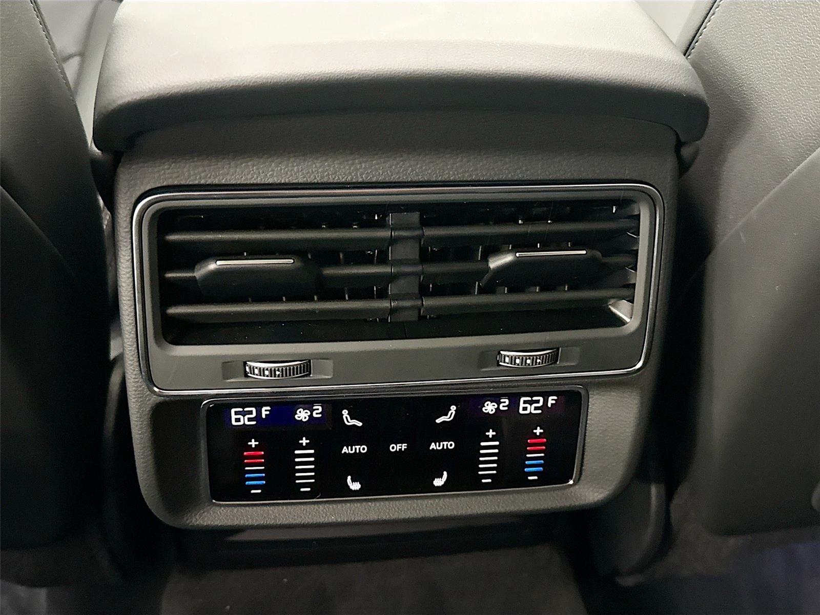 2026 Audi Q7 Premium Plus