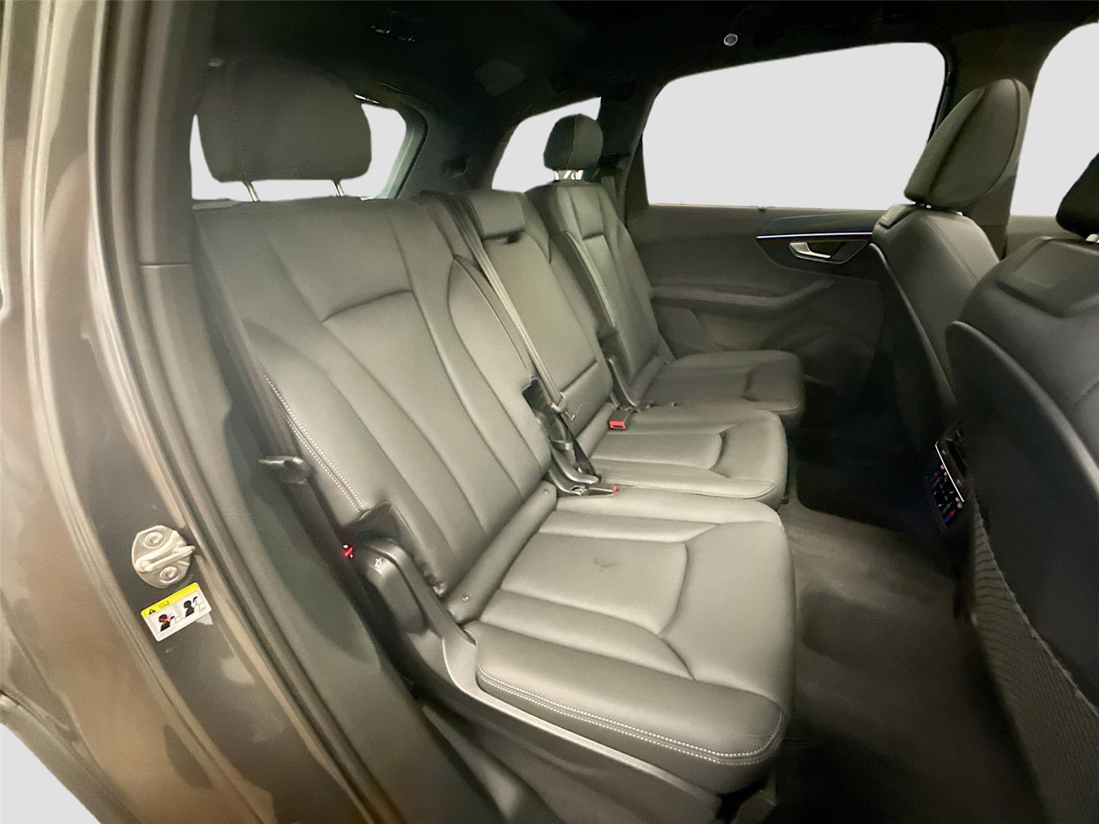 2026 Audi Q7 Premium Plus