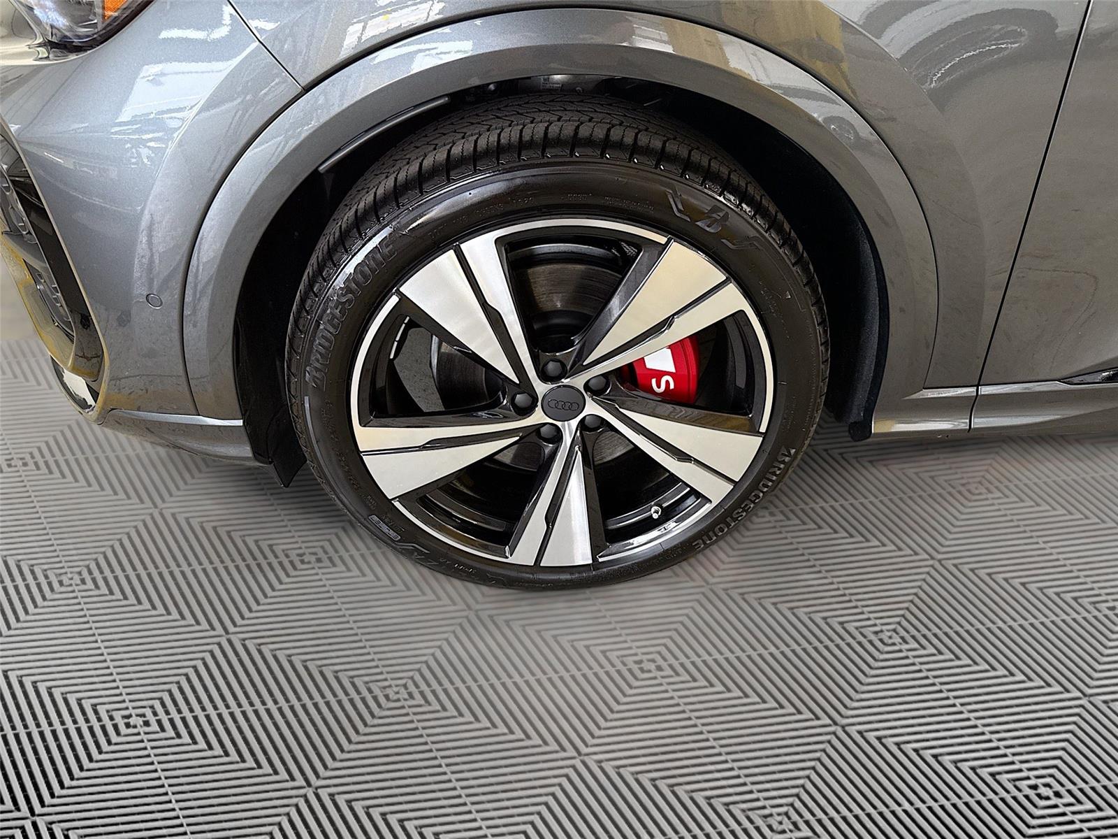 2026 Audi SQ5 Premium Plus