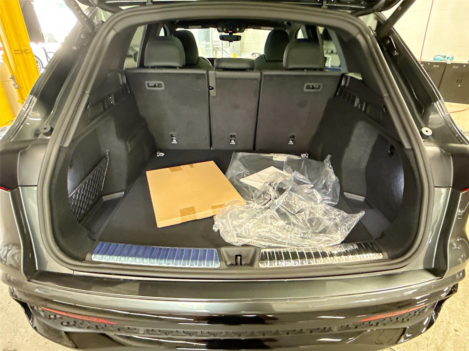 2026 Audi SQ5 Premium Plus