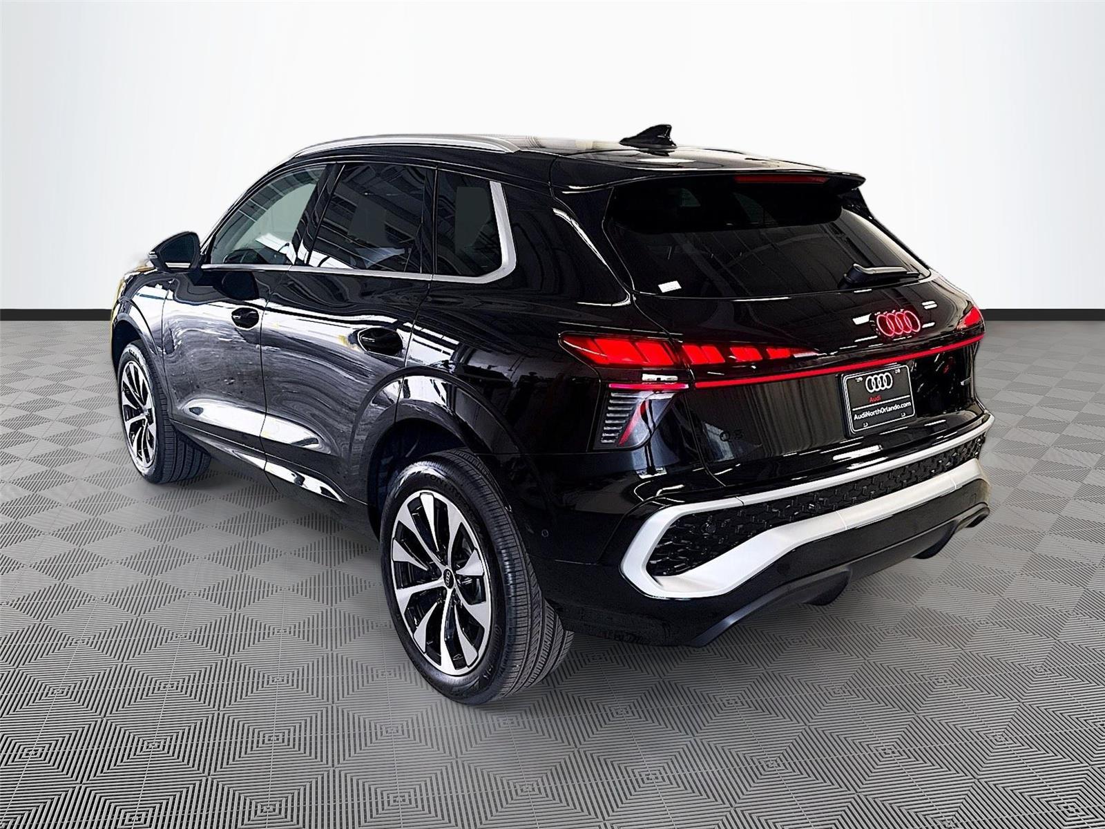 2026 Audi Q3 S line