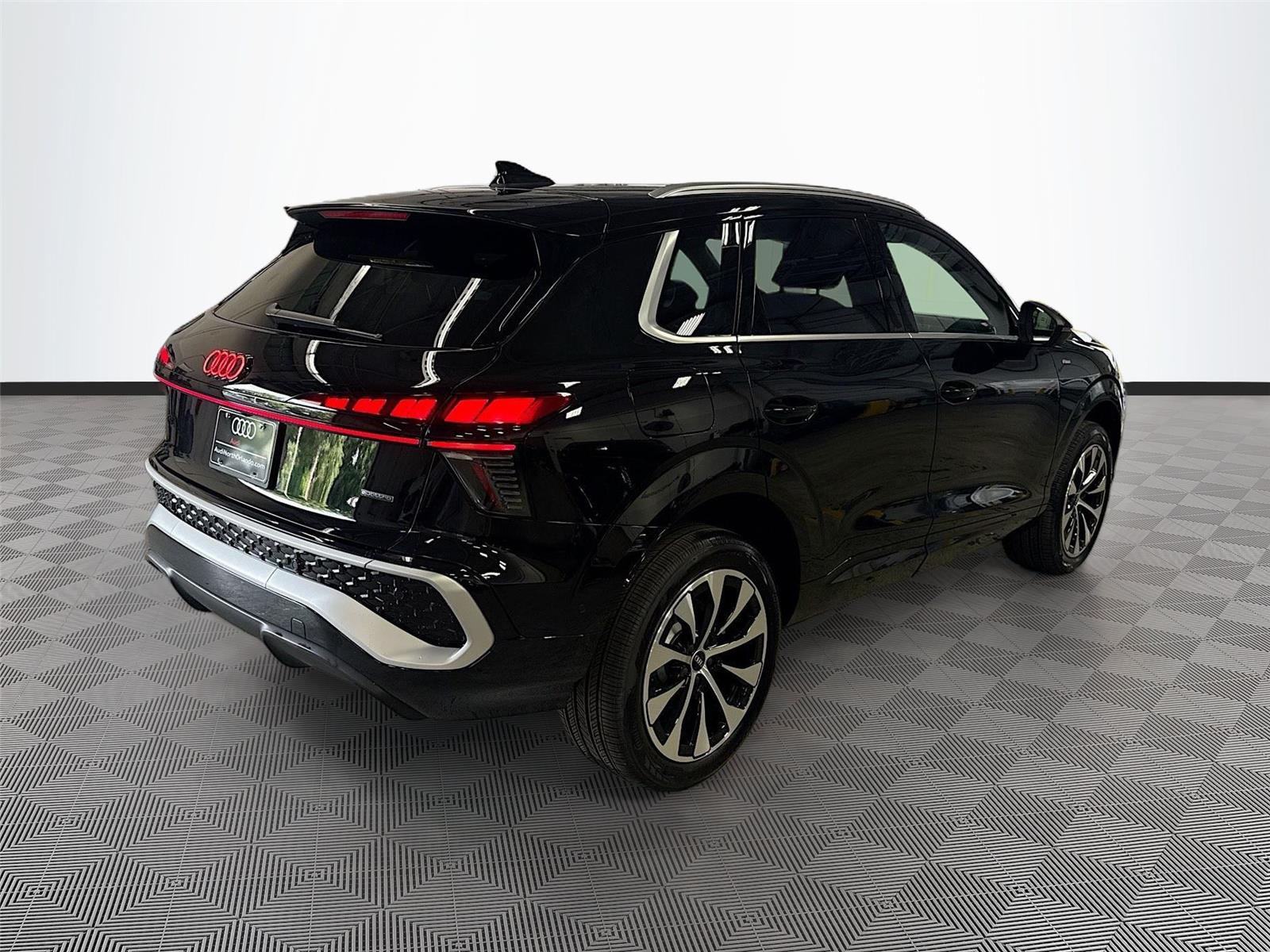 2026 Audi Q3 S line