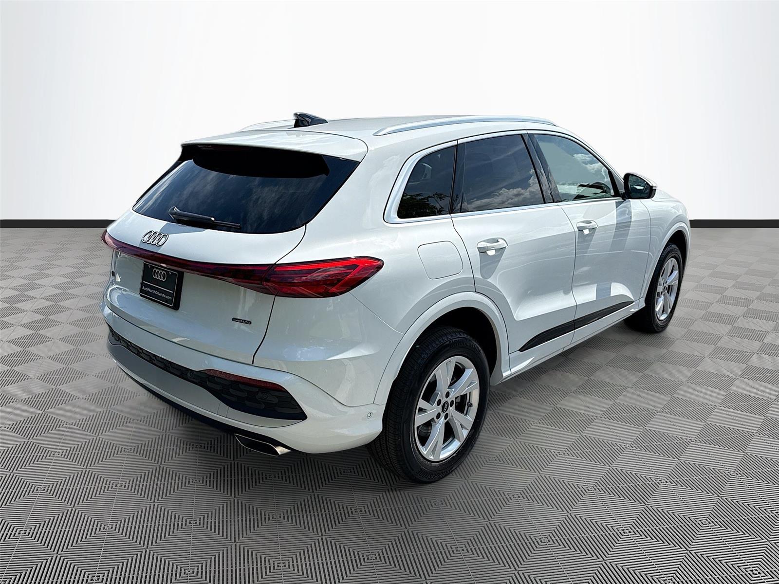 2025 Audi Q5 Premium