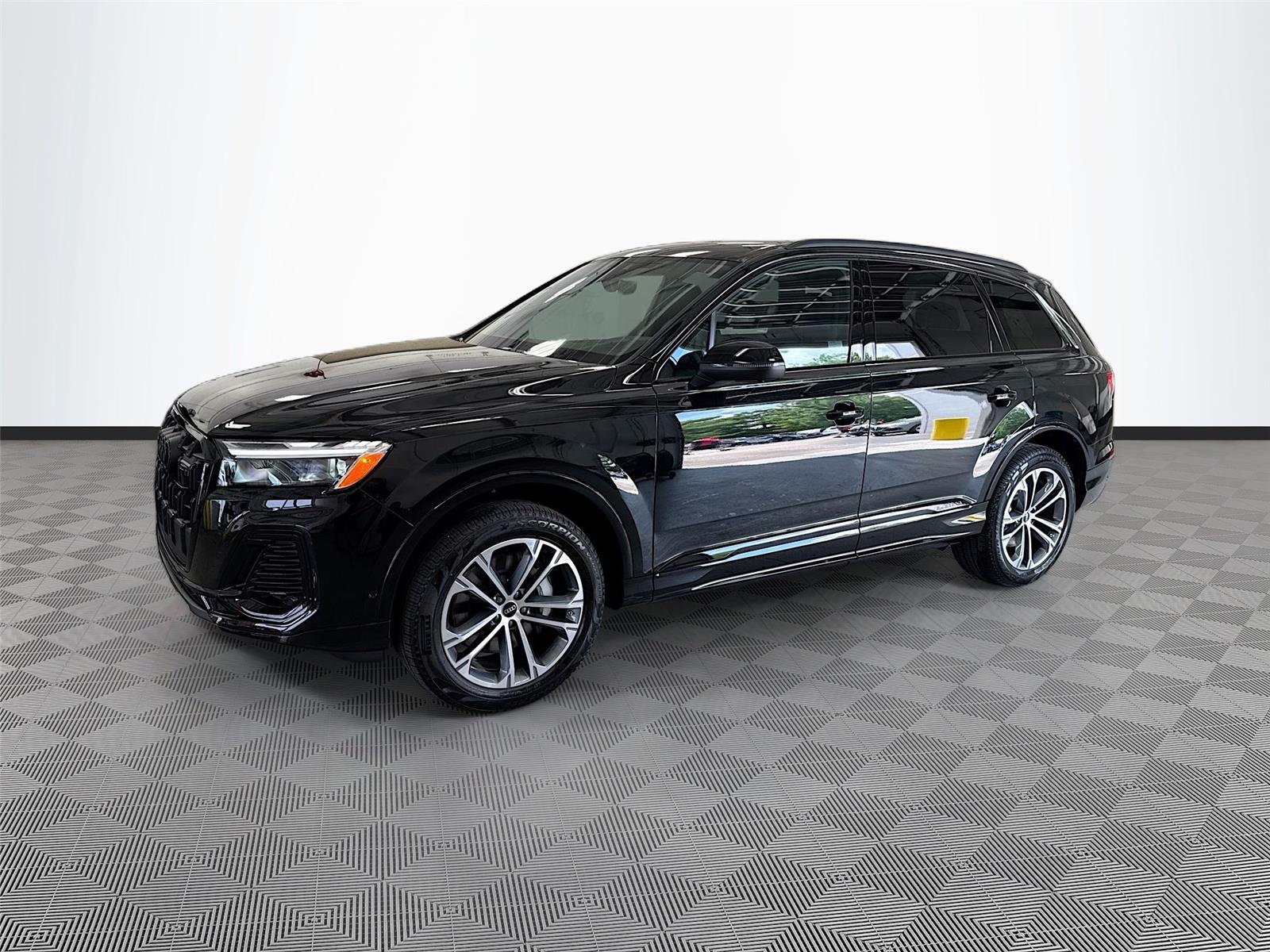 2026 Audi Q7 Premium