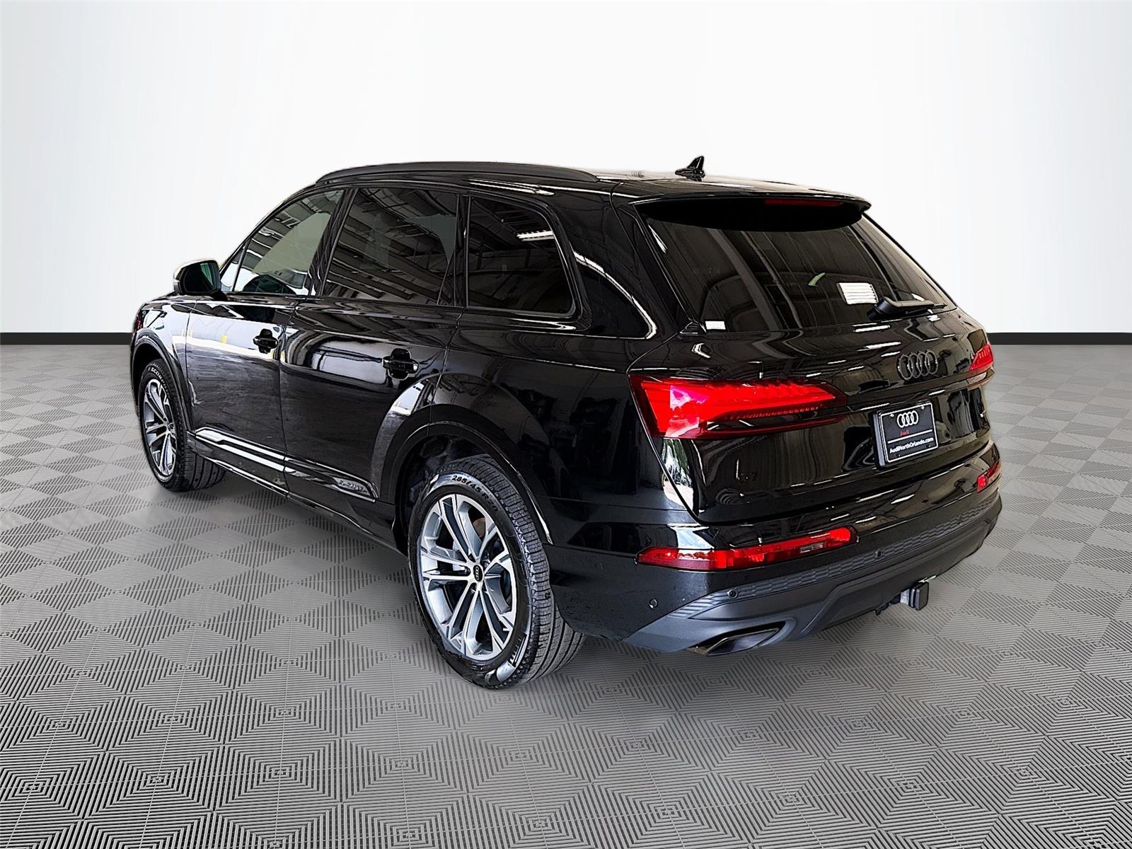 2026 Audi Q7 Premium