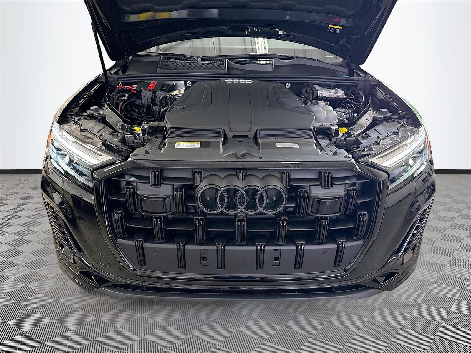 2026 Audi Q7 Premium