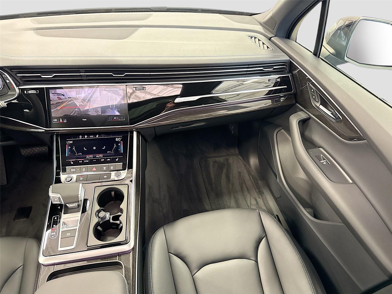 2026 Audi Q7 Premium