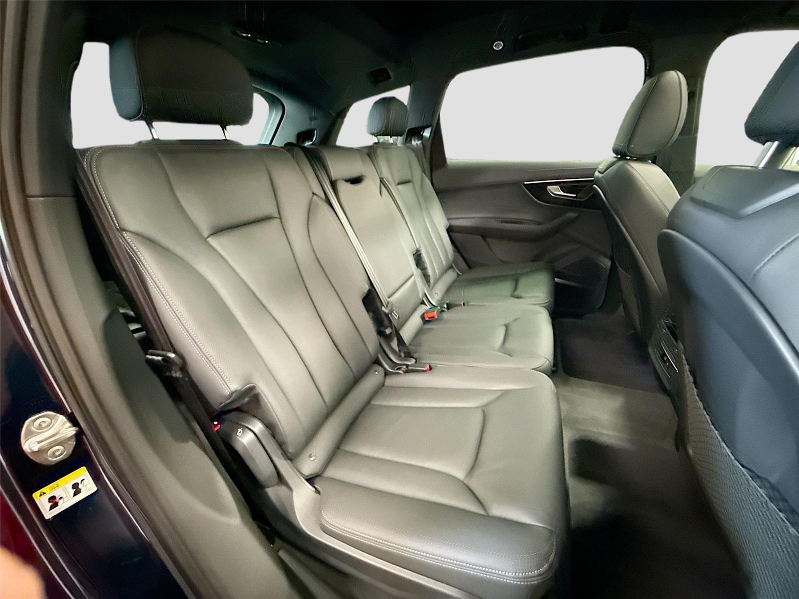 2026 Audi Q7 Premium