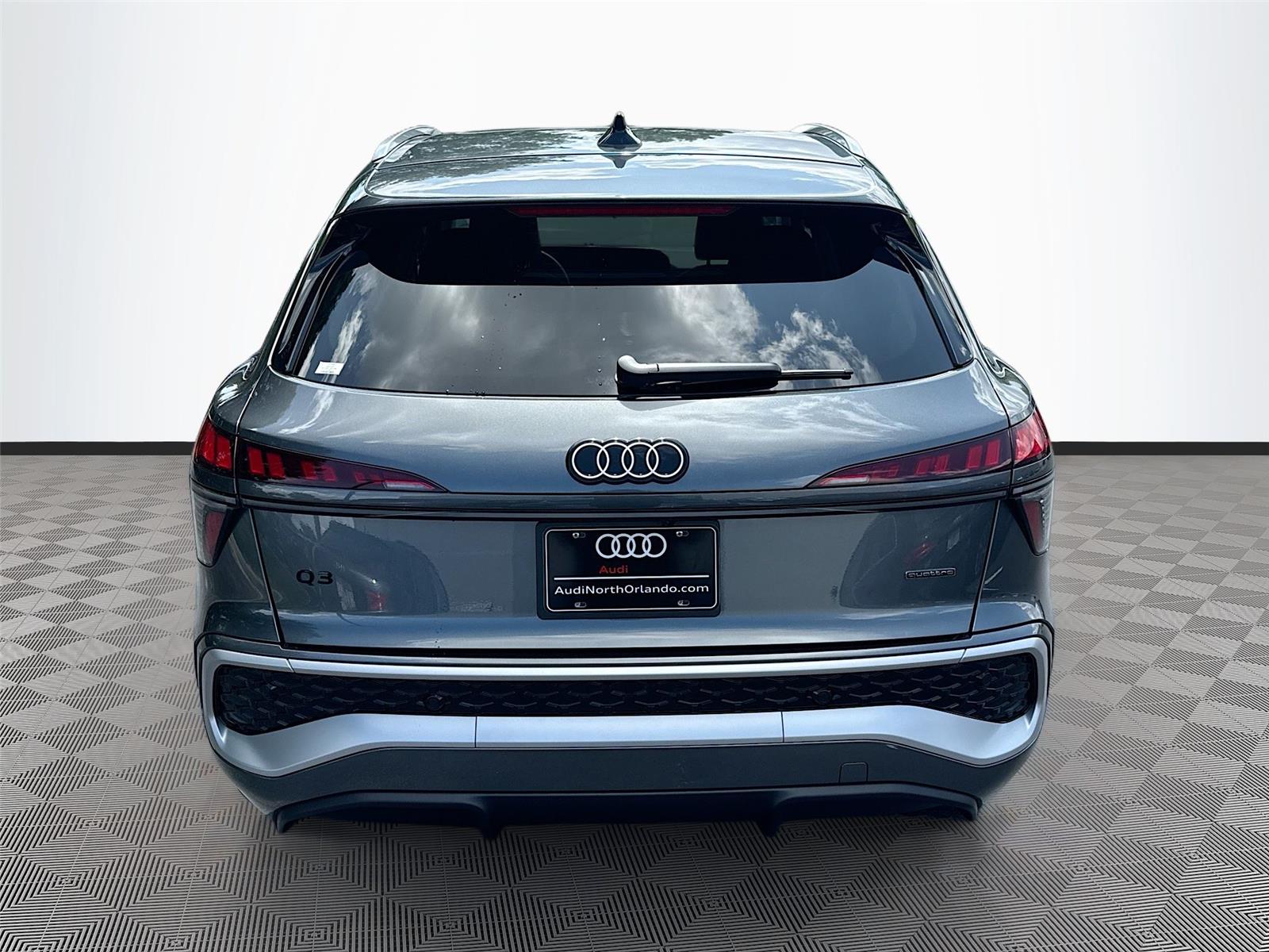 2026 Audi Q3 S line
