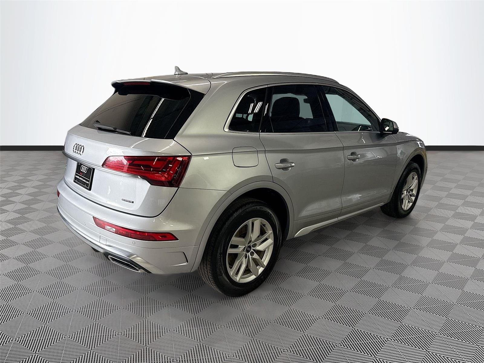 2023 Audi Q5 S line Premium