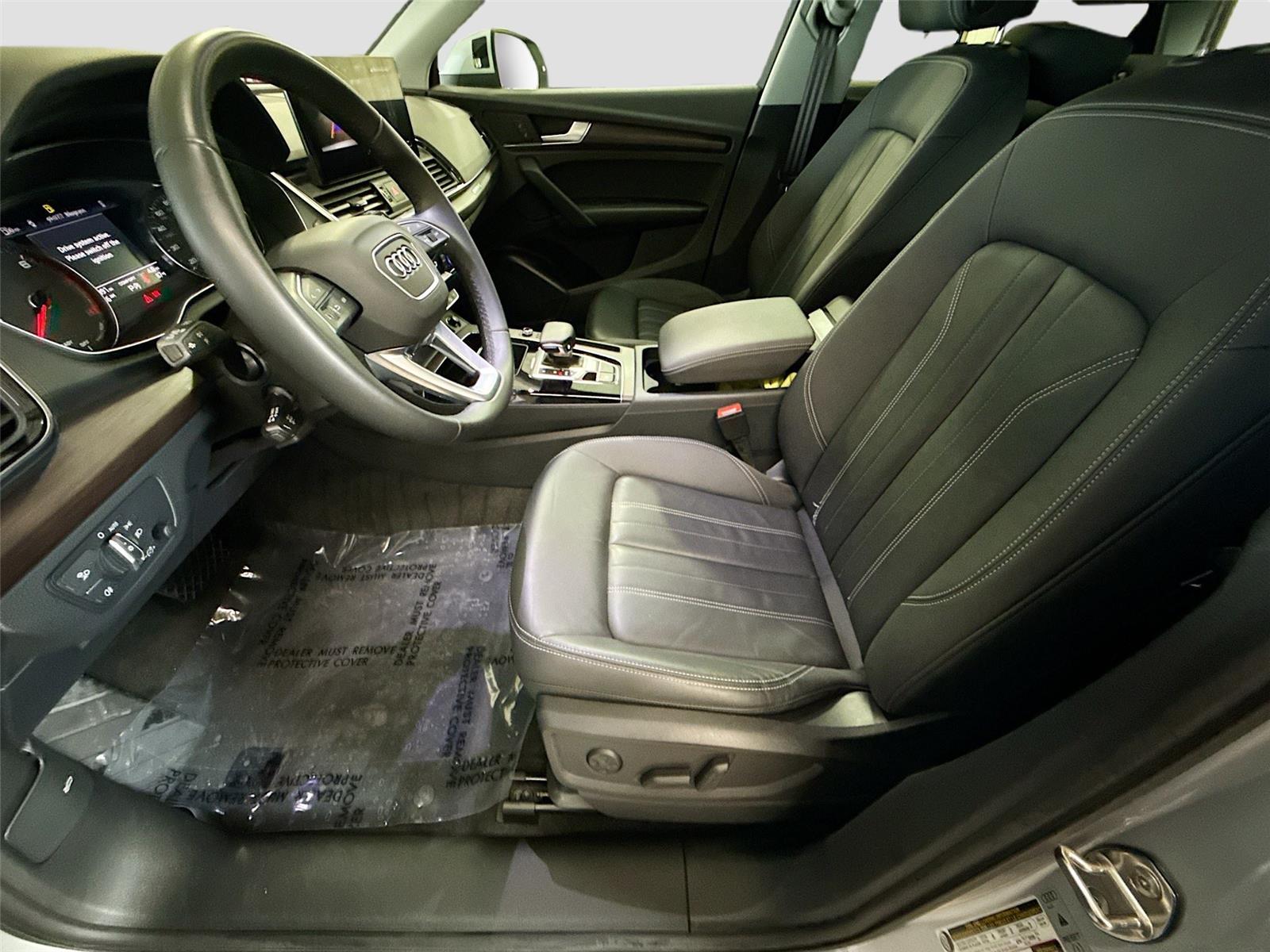 2023 Audi Q5 S line Premium