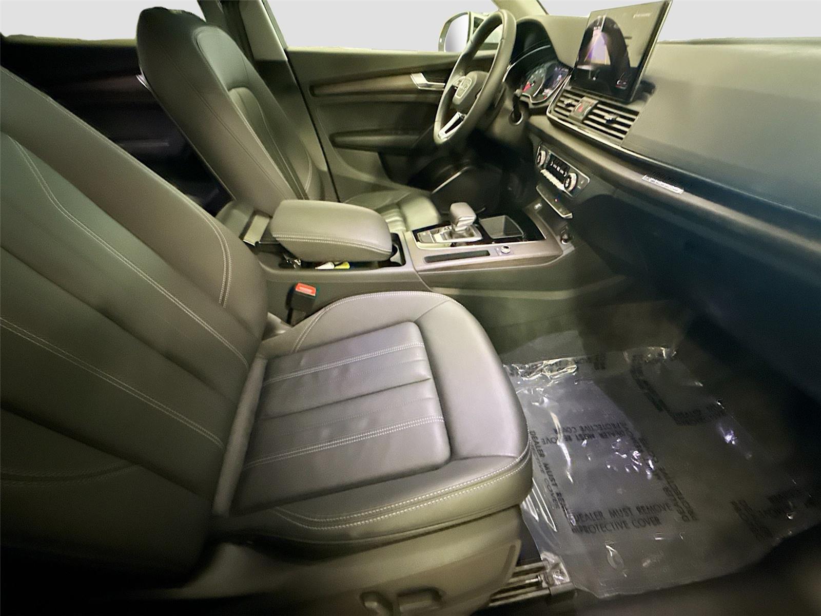 2023 Audi Q5 S line Premium