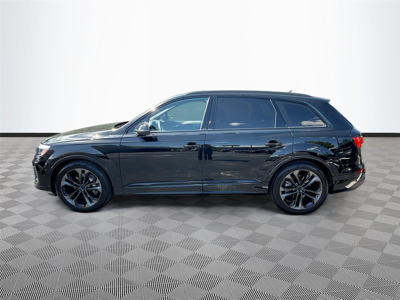 2026 Audi Q7 Premium Plus