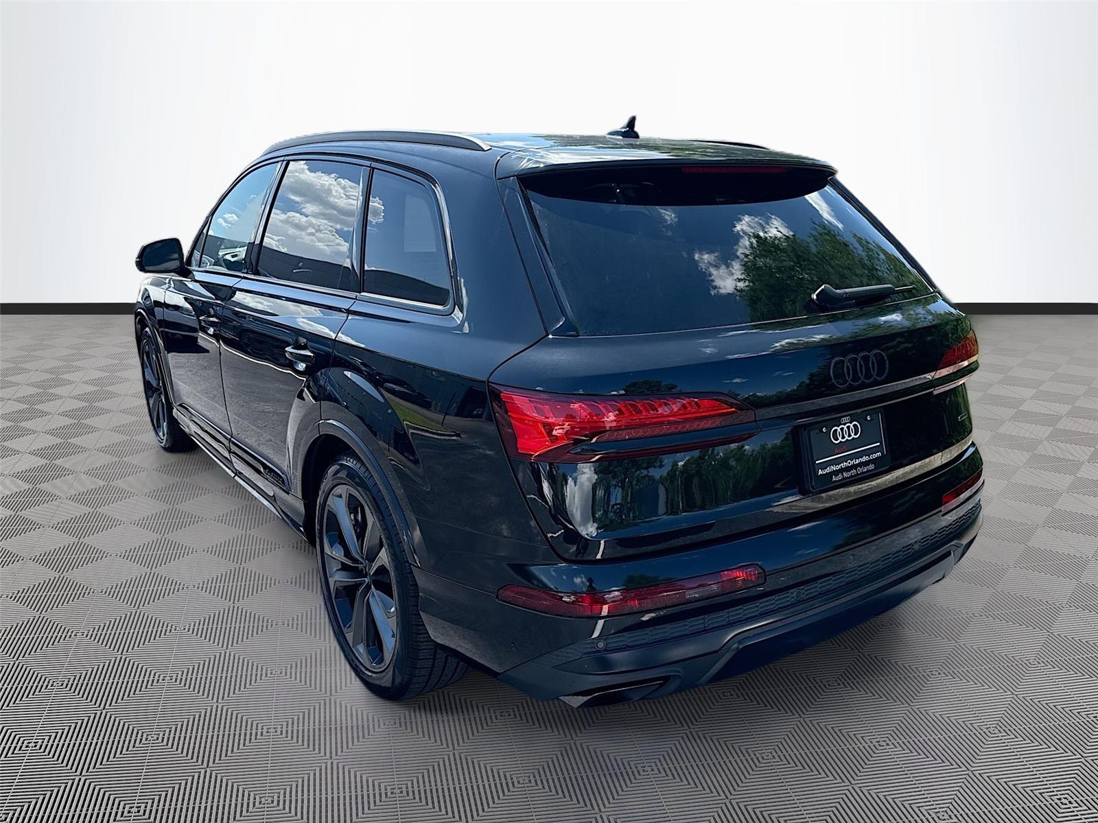 2026 Audi Q7 Premium Plus