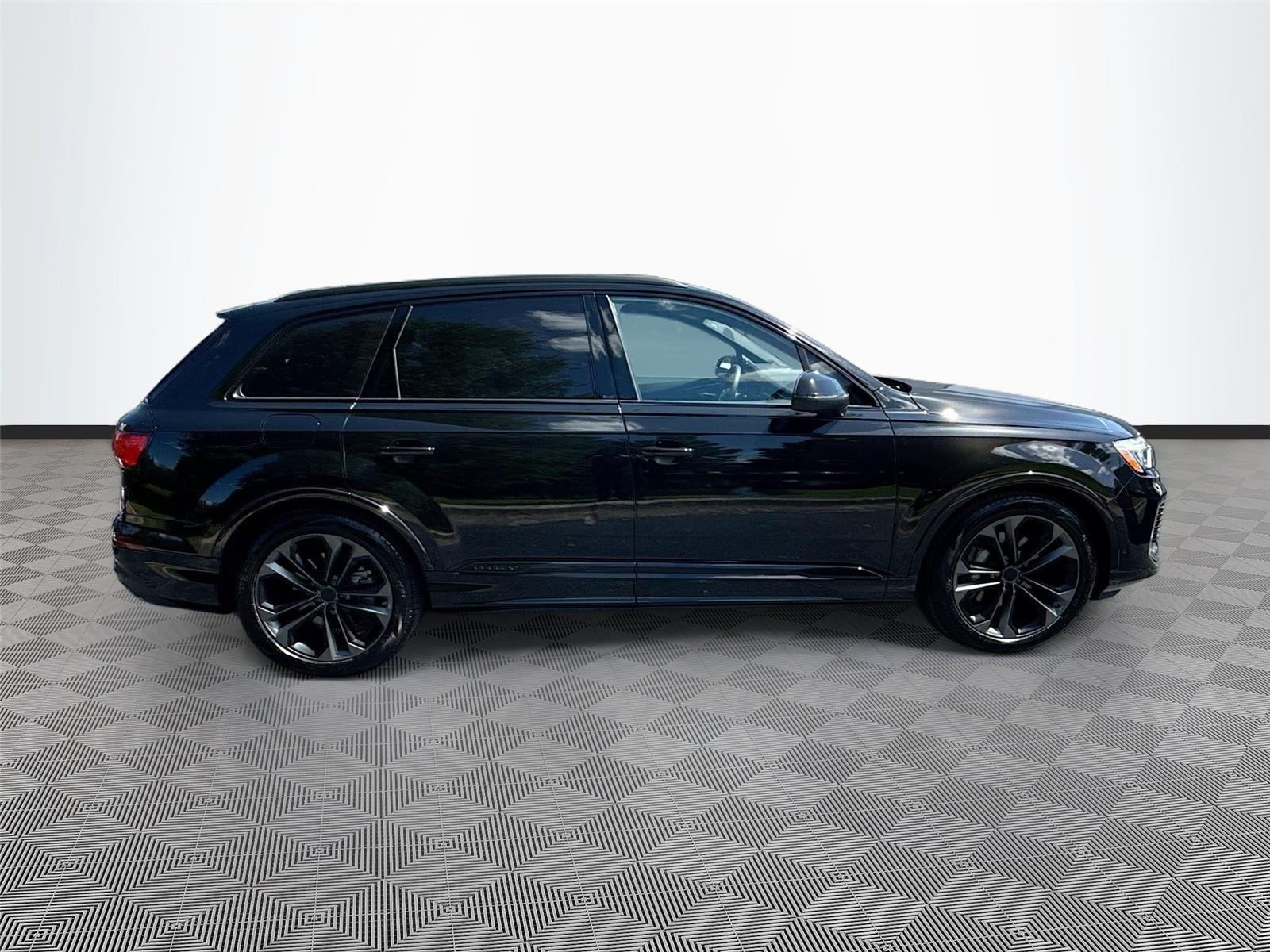 2026 Audi Q7 Premium Plus