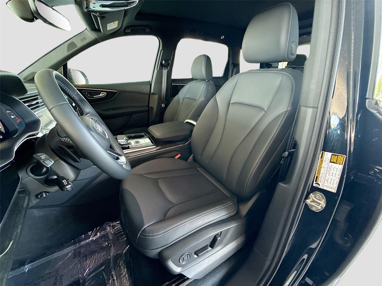 2026 Audi Q7 Premium Plus