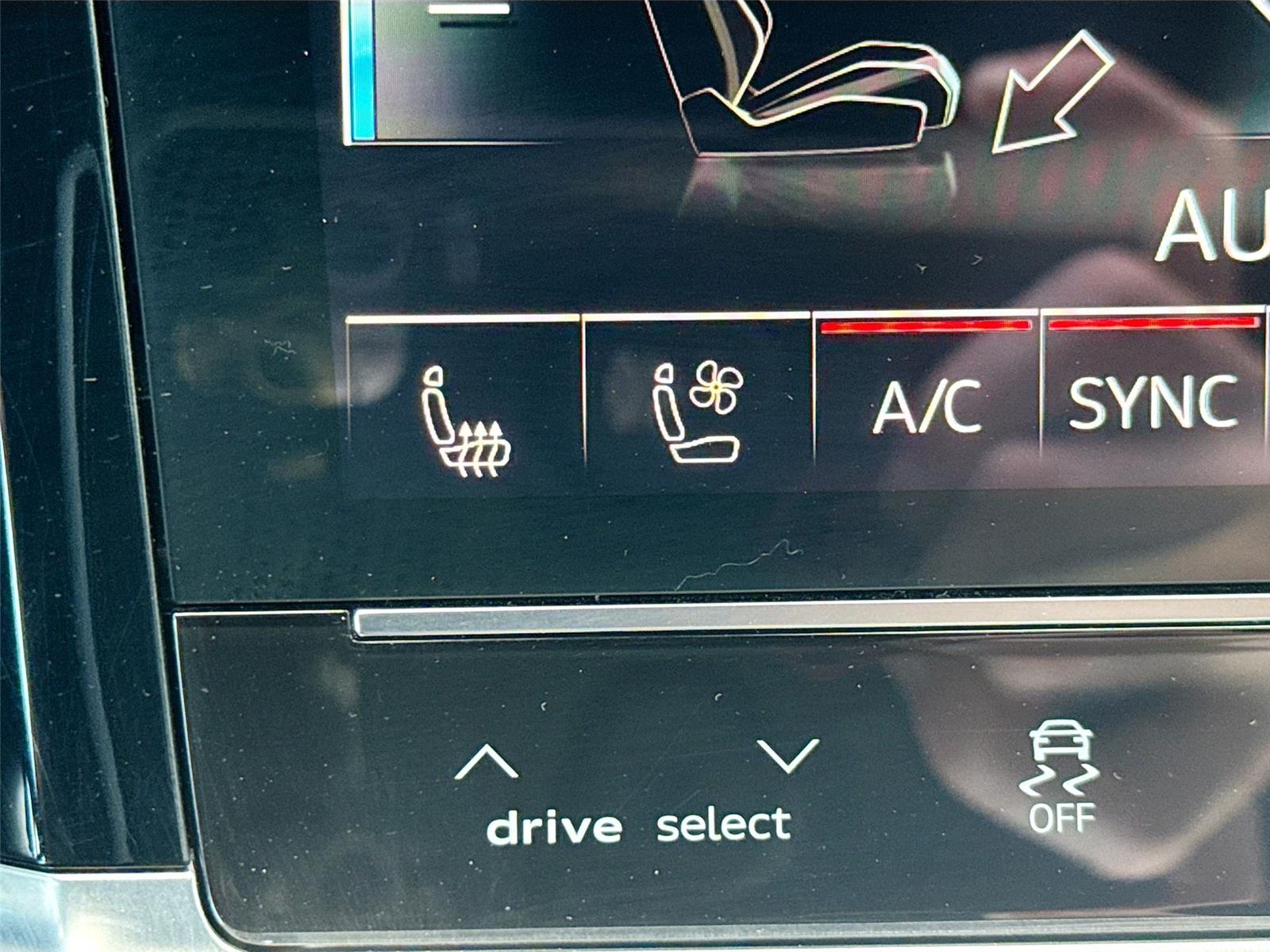 2024 Audi Q8 e-tron Sportback S line Premium Plus