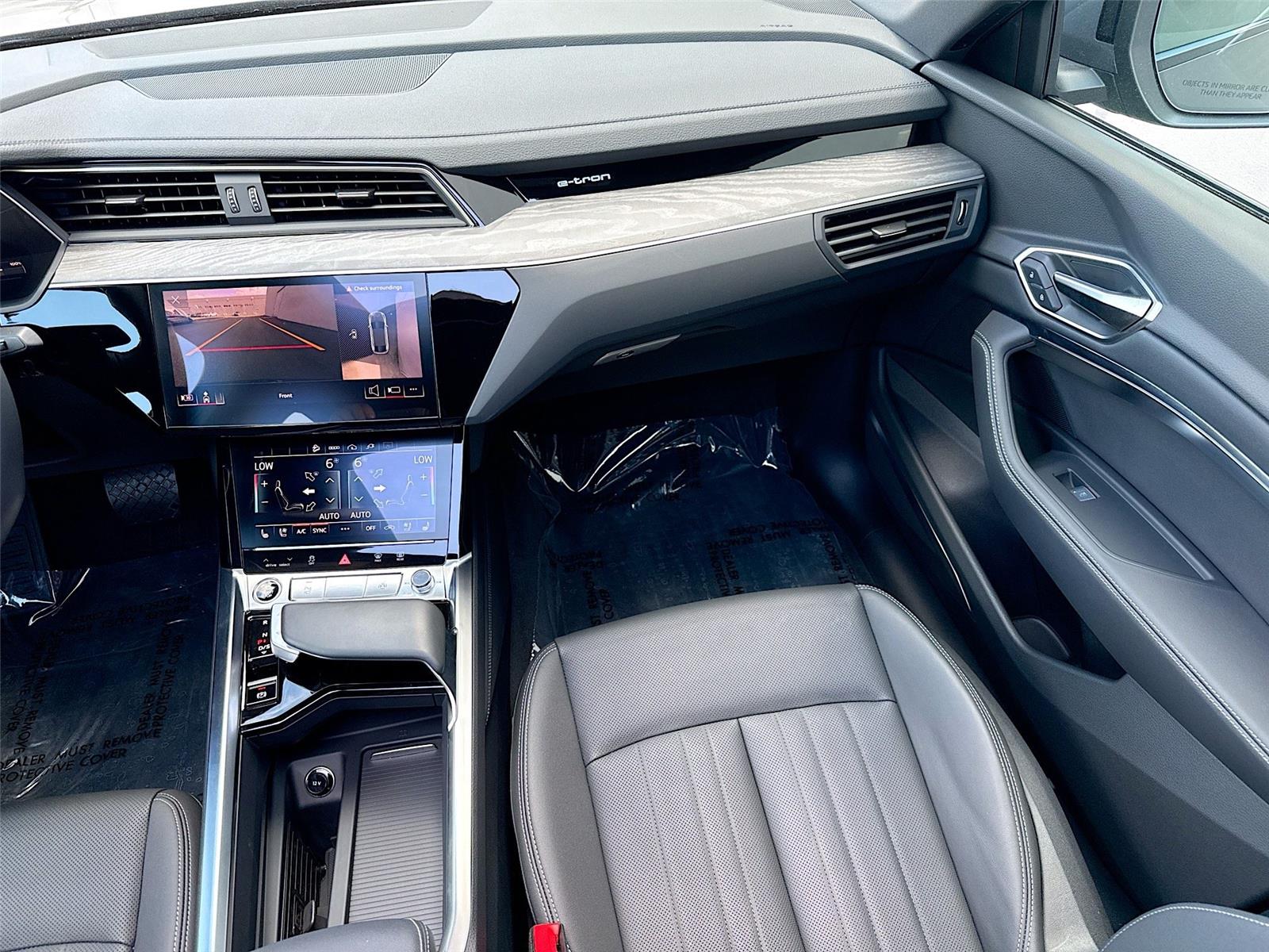 2024 Audi Q8 e-tron Sportback S line Premium Plus
