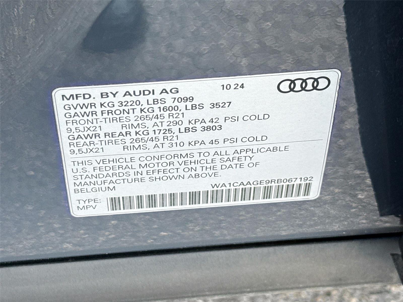 2024 Audi Q8 e-tron Sportback S line Premium Plus