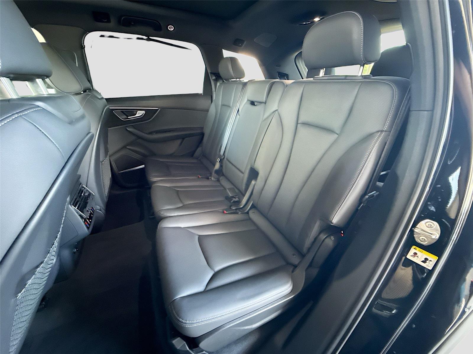 2026 Audi Q7 Premium Plus