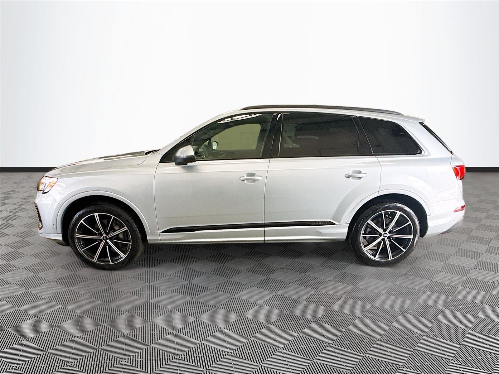 2025 Audi Q7 Premium Plus