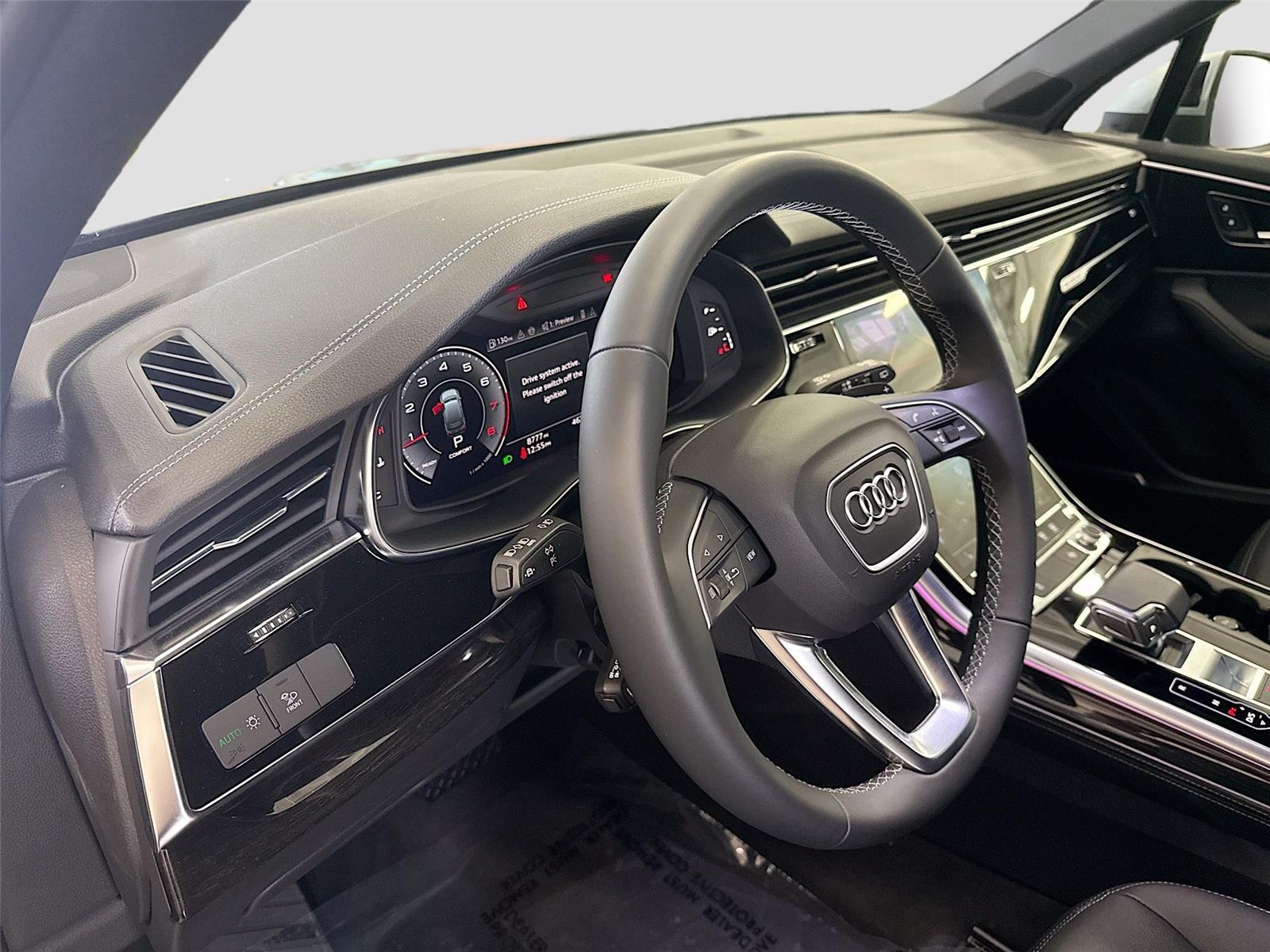 2025 Audi Q7 Premium Plus