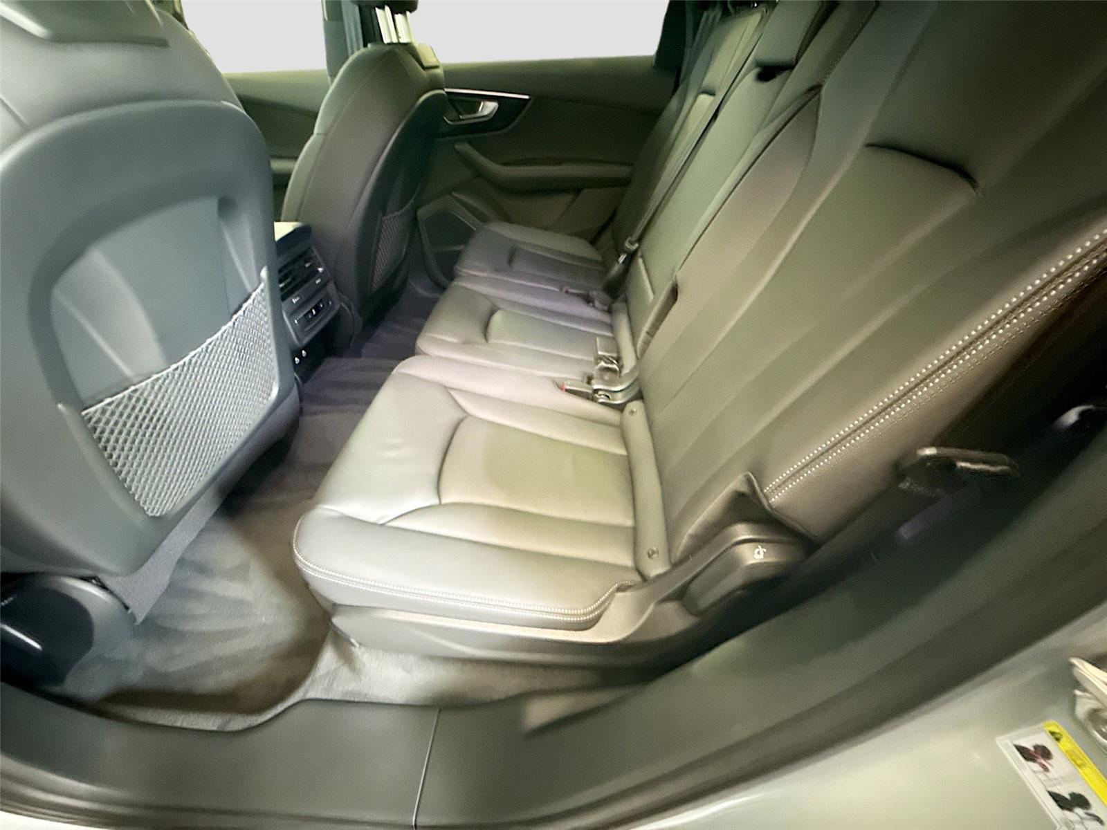 2025 Audi Q7 Premium Plus