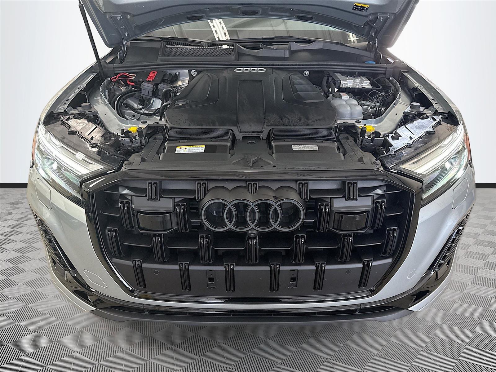 2025 Audi Q7 Premium Plus