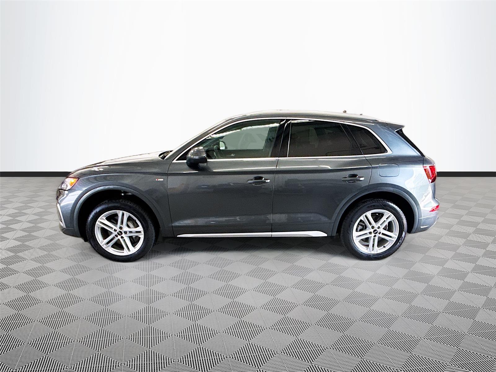 2024 Audi Q5 S line Premium Plus
