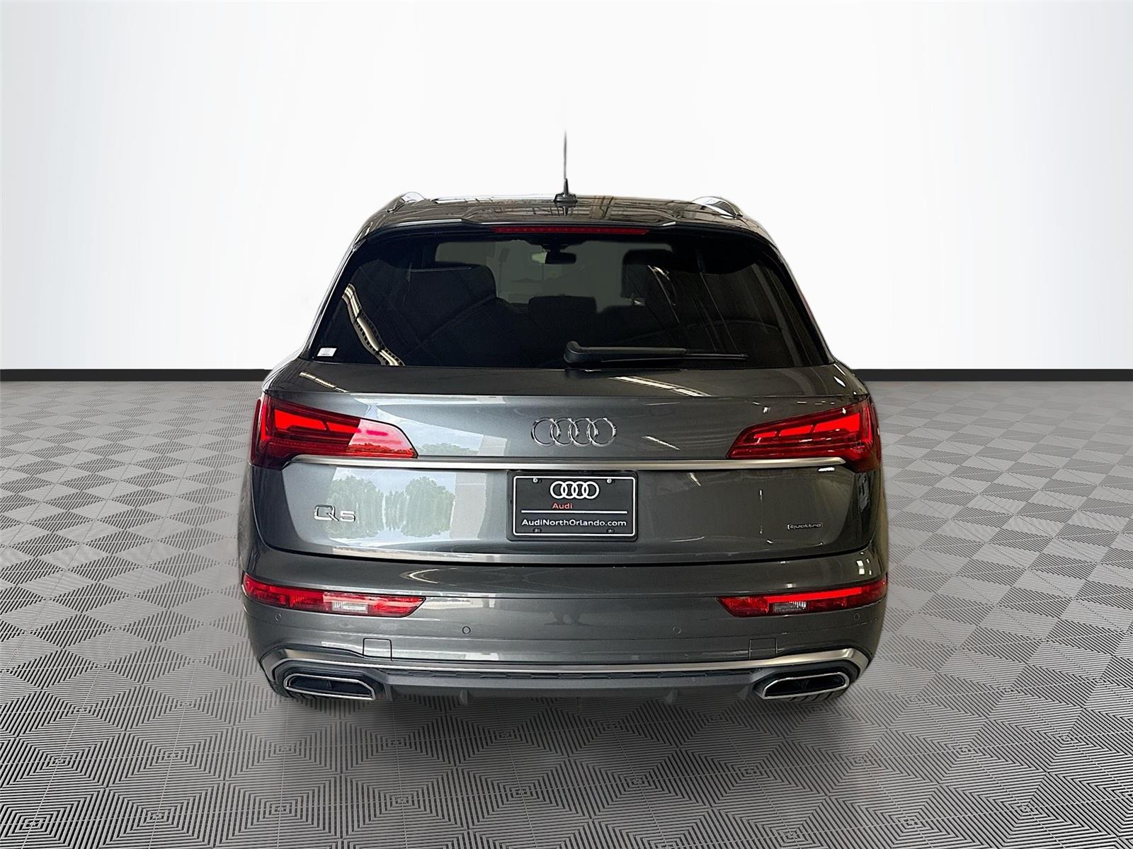 2024 Audi Q5 S line Premium Plus