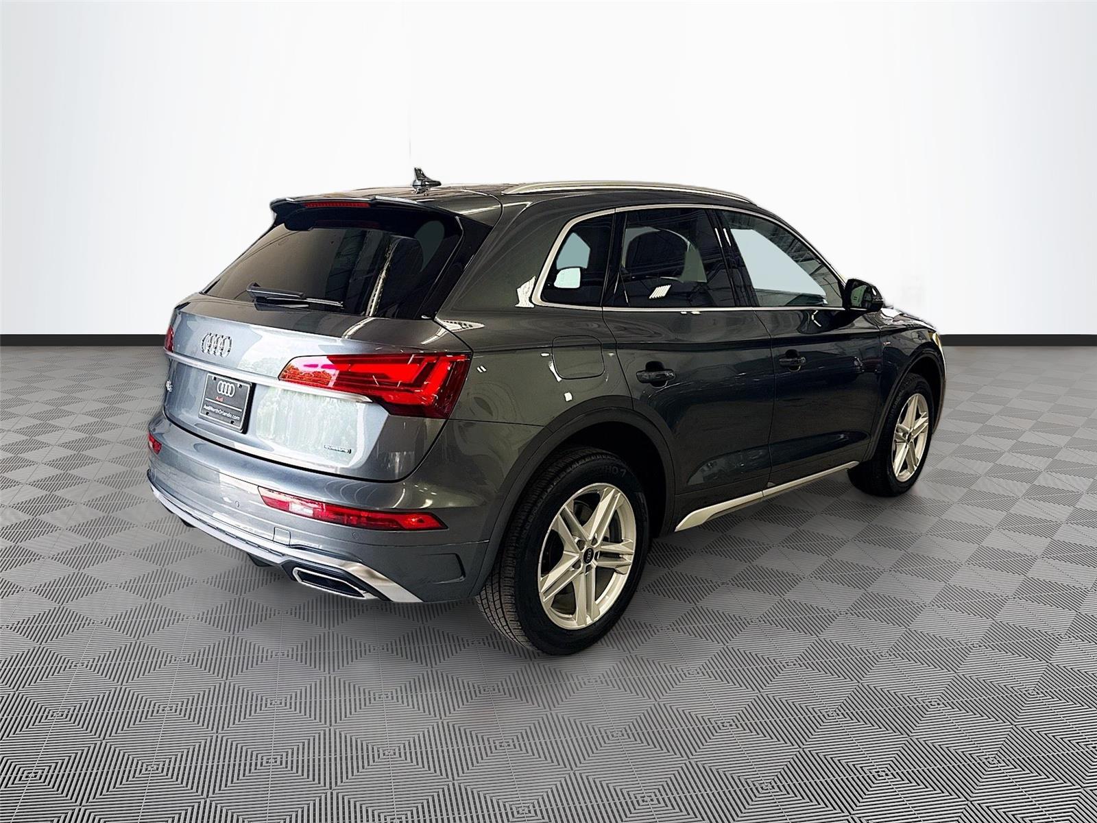 2024 Audi Q5 S line Premium Plus