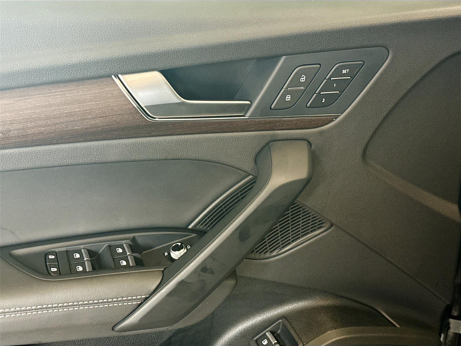 2024 Audi Q5 S line Premium Plus