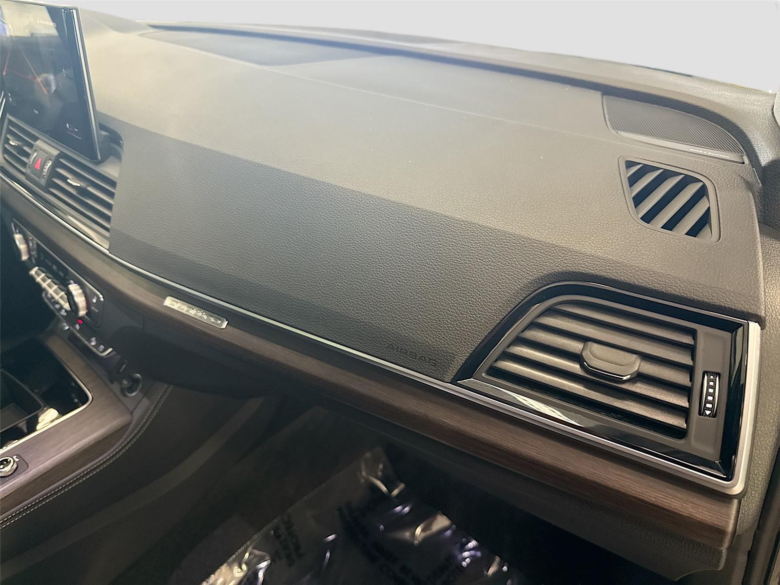 2024 Audi Q5 S line Premium Plus