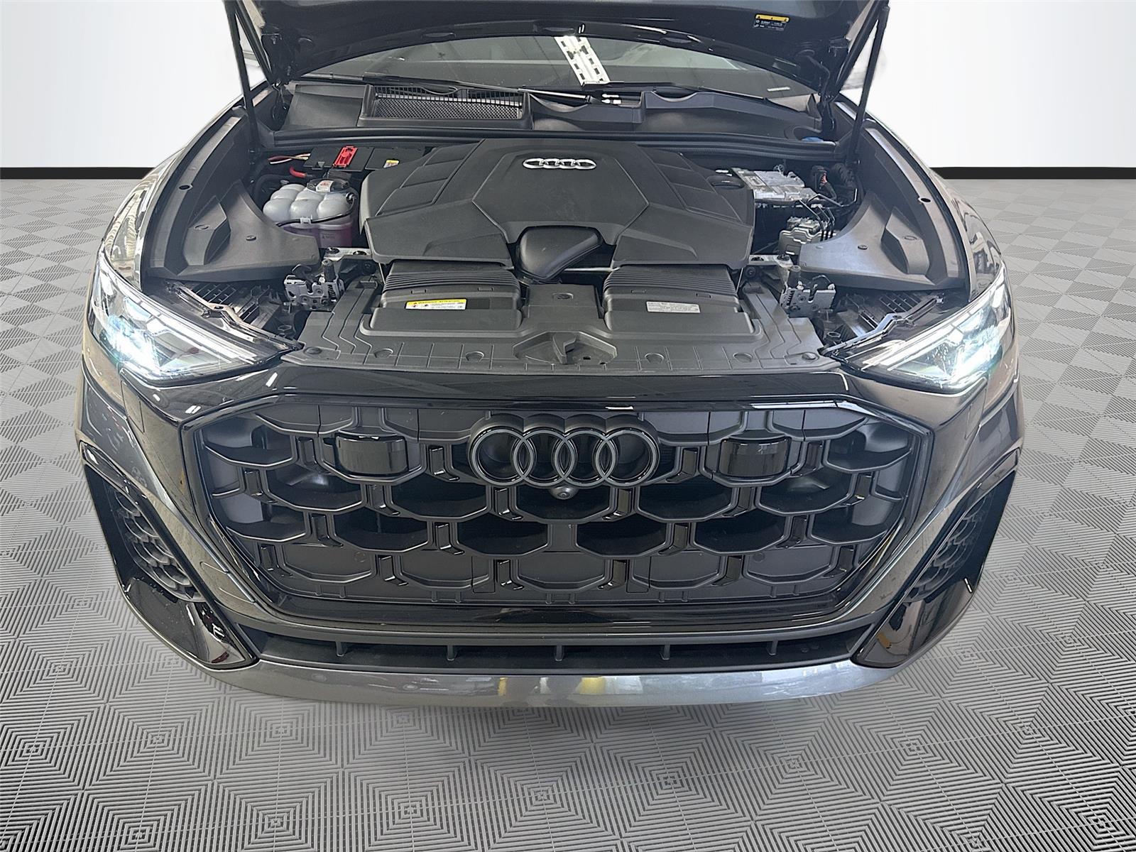 2026 Audi Q8 Premium Plus