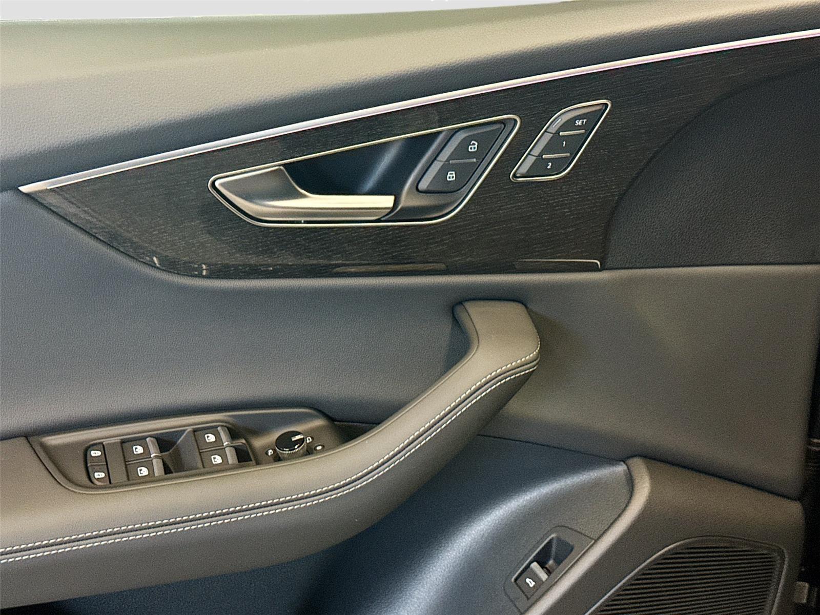 2026 Audi Q8 Premium Plus