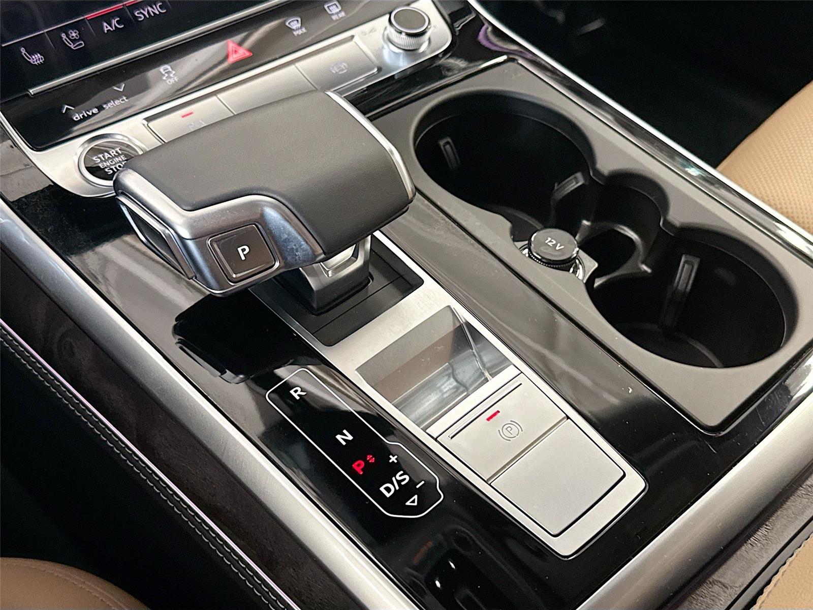 2025 AUDI Q7 PREMIUM PLUS
