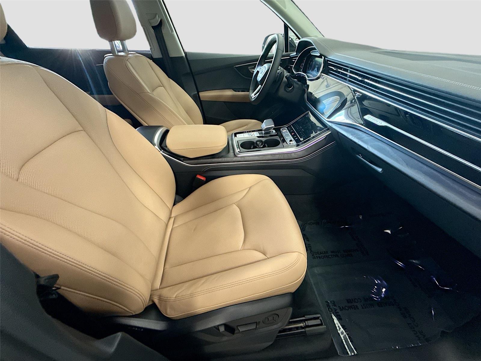 2025 AUDI Q7 PREMIUM PLUS