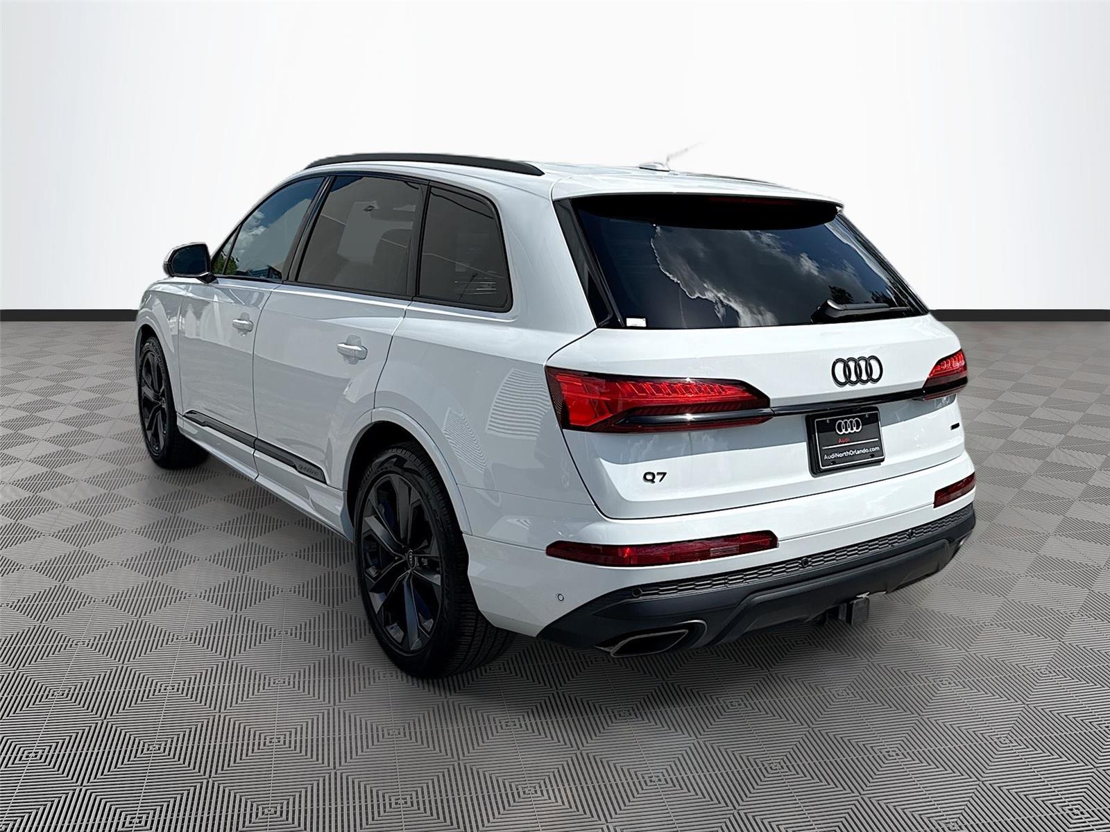 2025 Audi Q7 Premium Plus