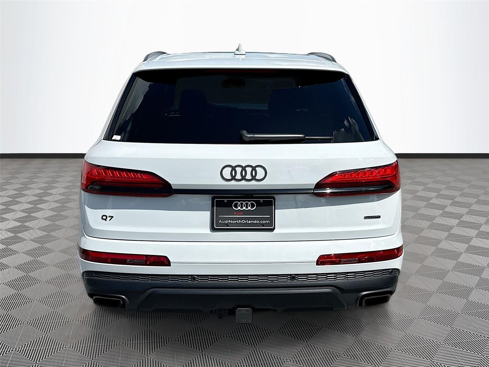 2025 Audi Q7 Premium Plus