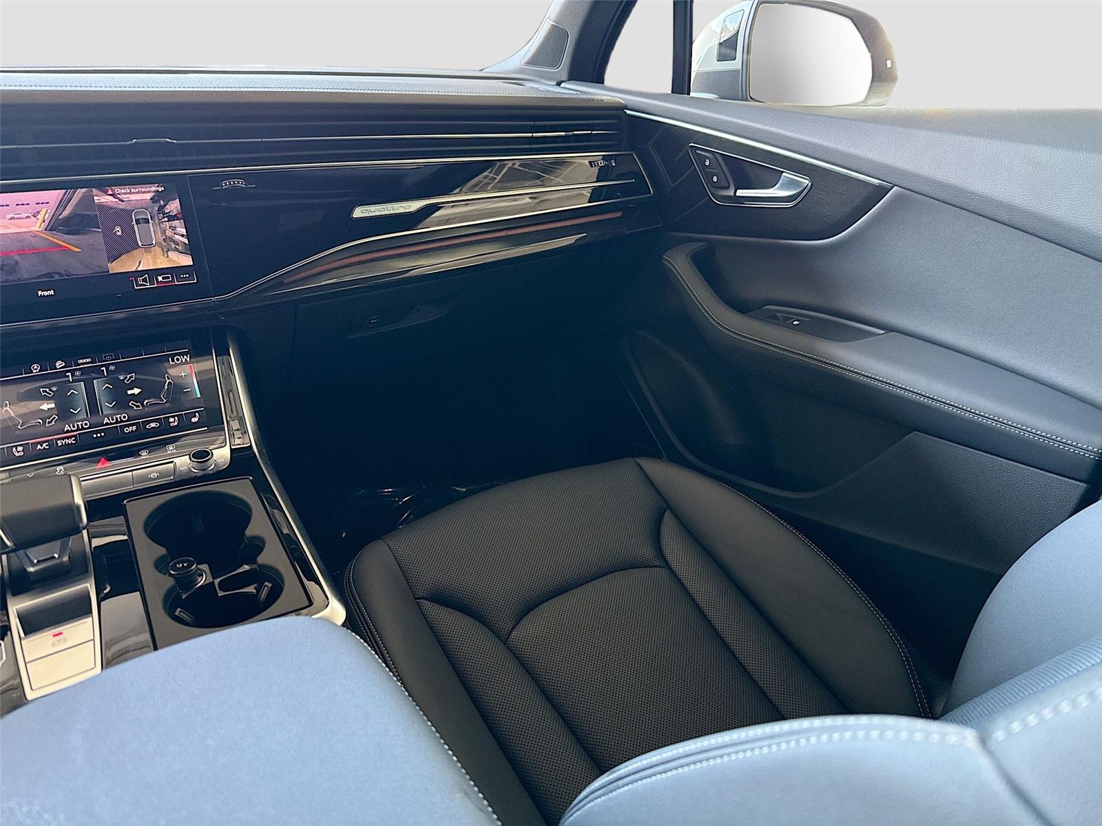 2025 Audi Q7 Premium Plus